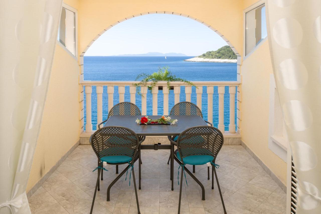מילנה Luxury Bellavista Amazing Sea Holidays With Private Beach & Parking מראה חיצוני תמונה