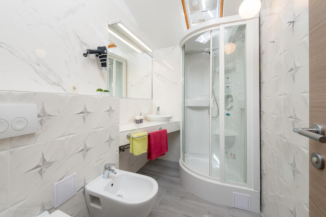 מילנה Luxury Bellavista Amazing Sea Holidays With Private Beach & Parking מראה חיצוני תמונה