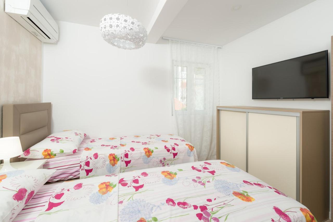 מילנה Luxury Bellavista Amazing Sea Holidays With Private Beach & Parking מראה חיצוני תמונה