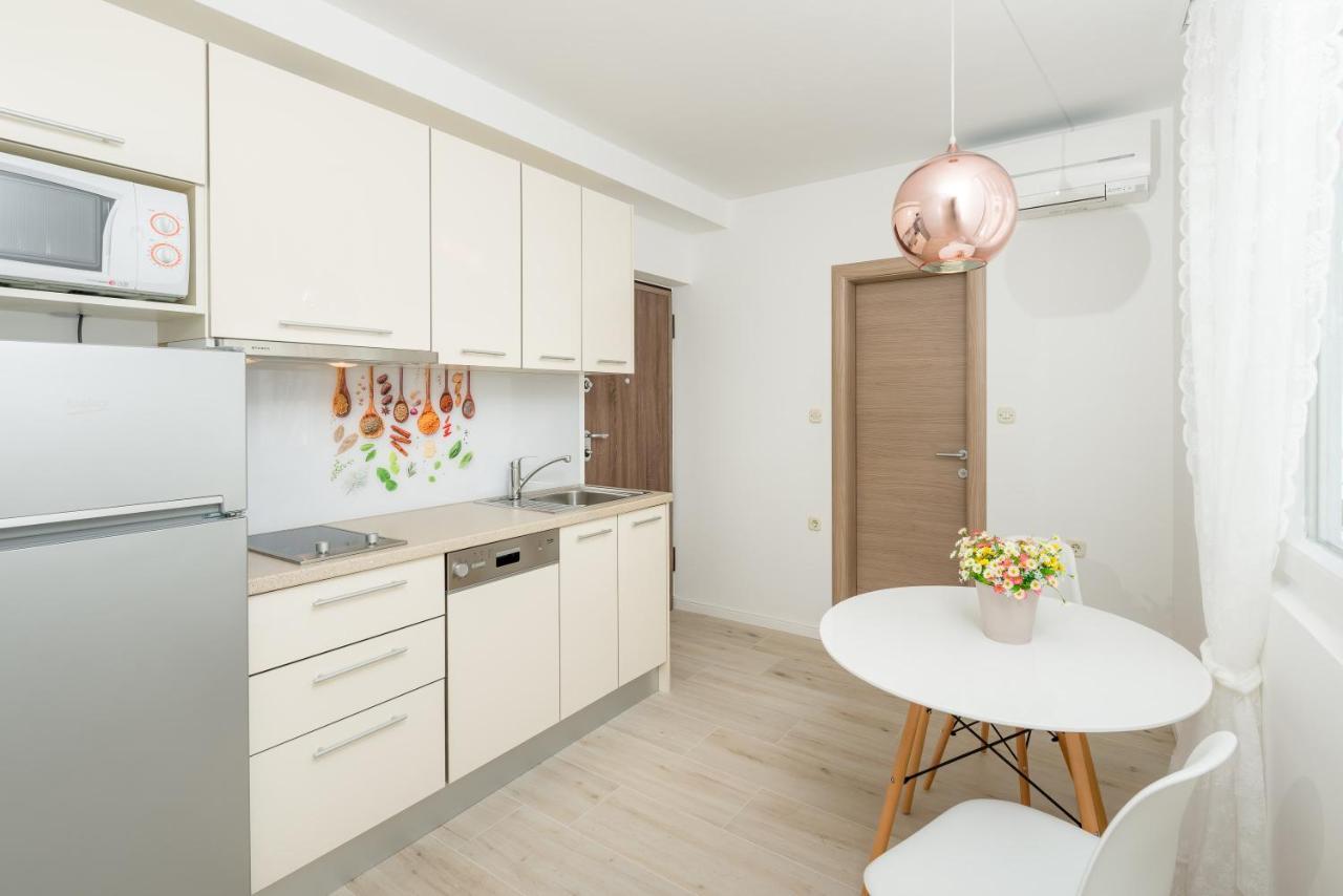 מילנה Luxury Bellavista Amazing Sea Holidays With Private Beach & Parking מראה חיצוני תמונה