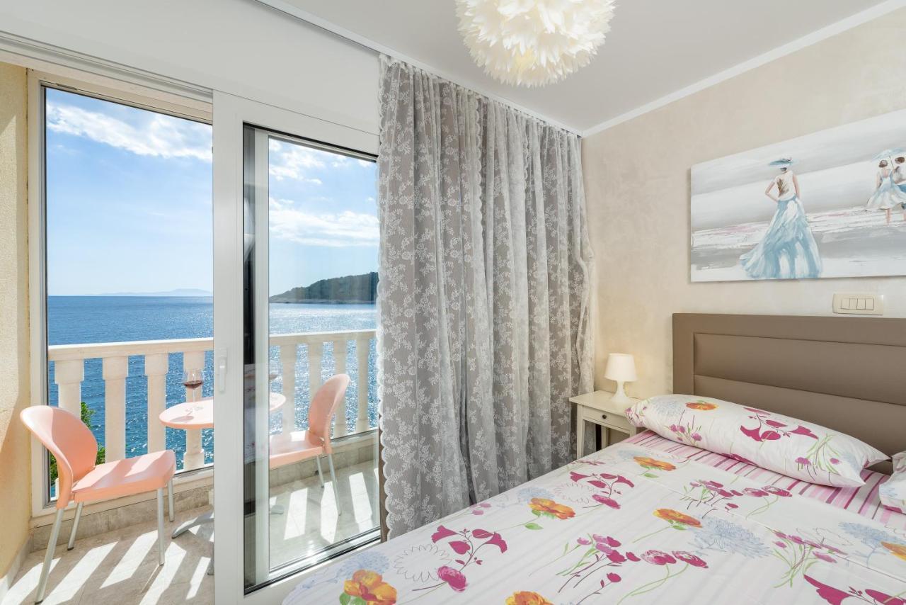 מילנה Luxury Bellavista Amazing Sea Holidays With Private Beach & Parking מראה חיצוני תמונה