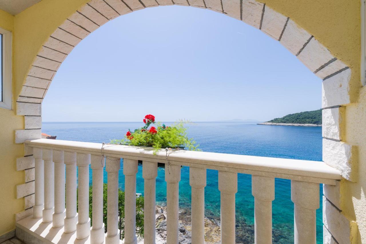 מילנה Luxury Bellavista Amazing Sea Holidays With Private Beach & Parking מראה חיצוני תמונה