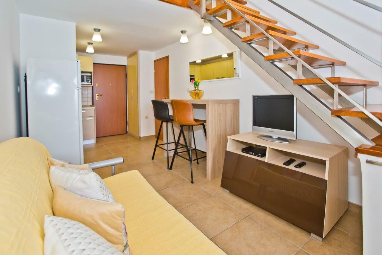 מילנה Luxury Bellavista Amazing Sea Holidays With Private Beach & Parking מראה חיצוני תמונה